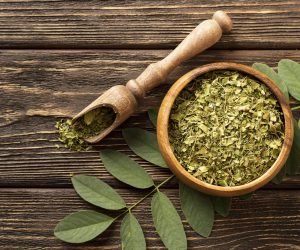 natural-crushed-green-leaves-bowl-top-view